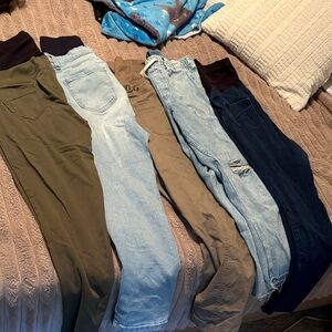 Maternity pants lot